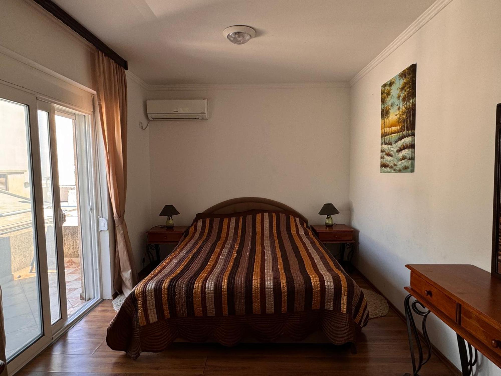 Villa Del Mare Добра вода Екстериор снимка