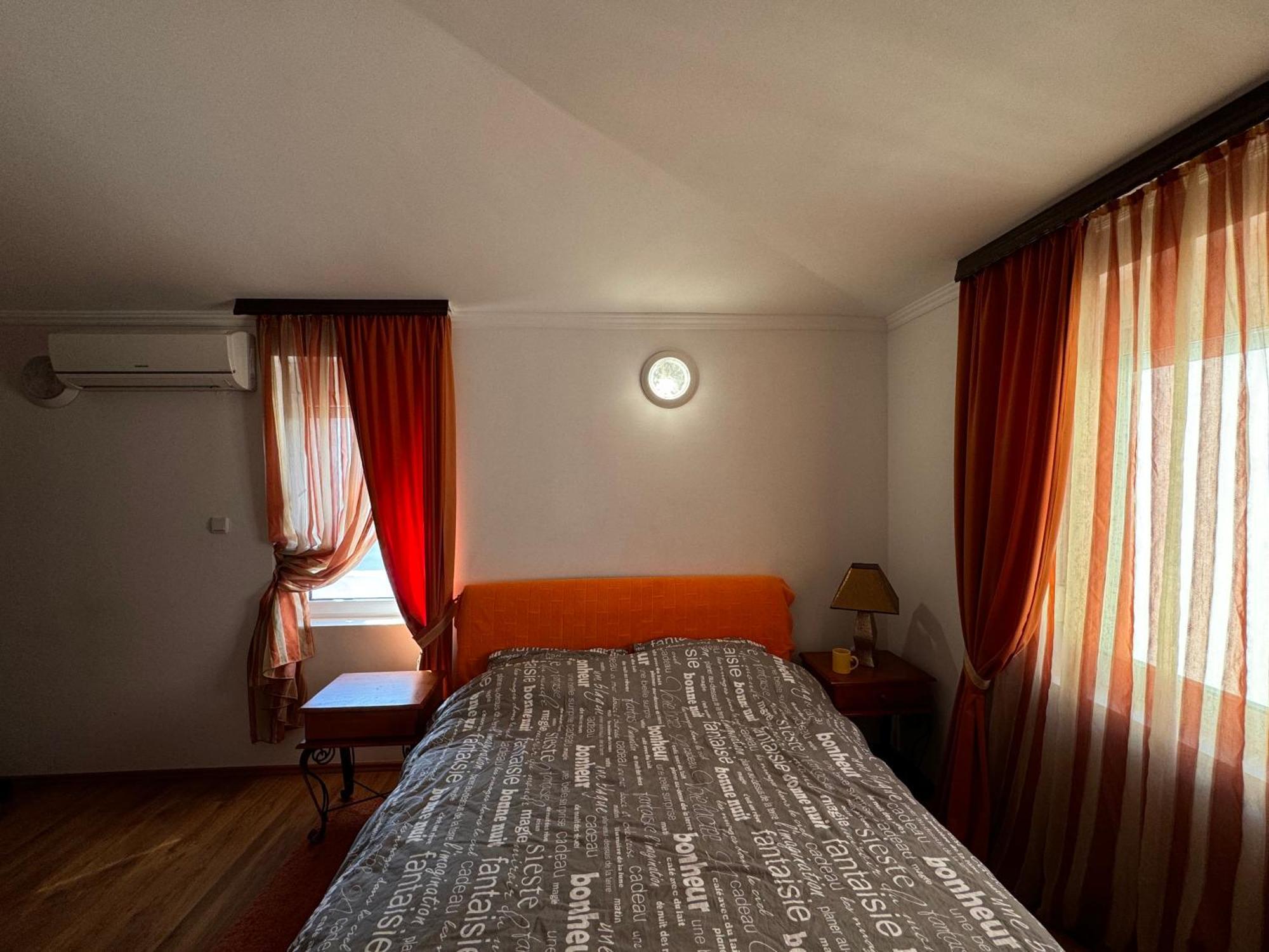 Villa Del Mare Добра вода Екстериор снимка